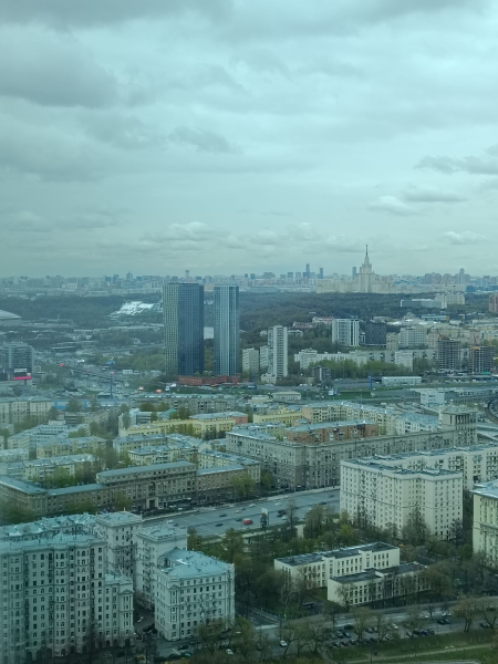 Погода в Москве переменчива
