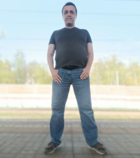 Дома и на перроне