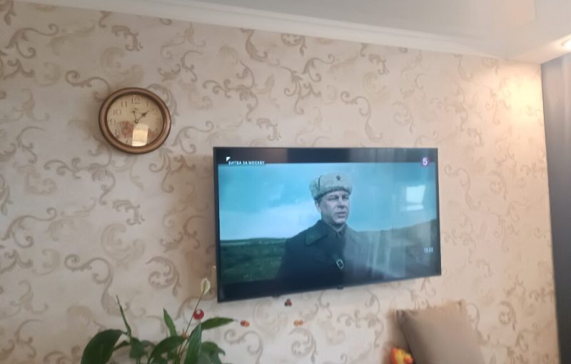 Смотрели военные фильмы по телеку 9 мая 2026