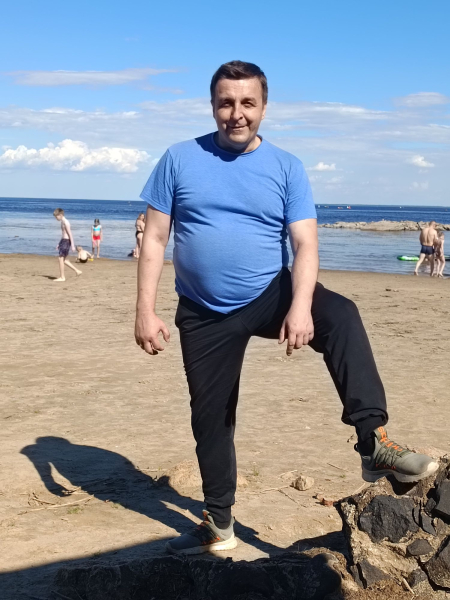 Искупался между Невой и Лажогой