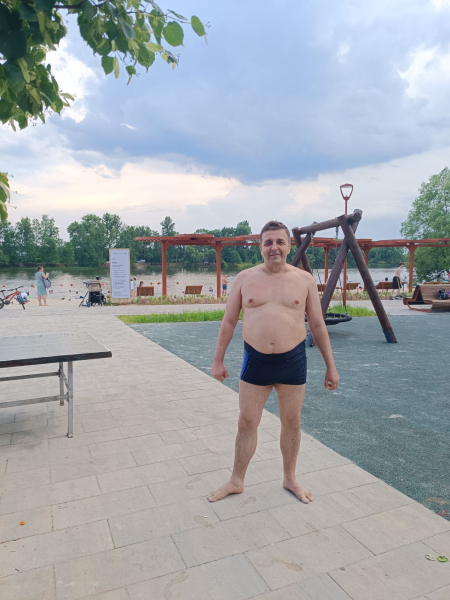 Искупался, пока не спала жара