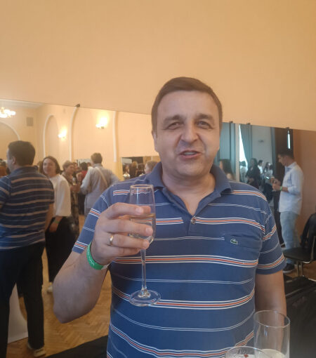 На фуршете