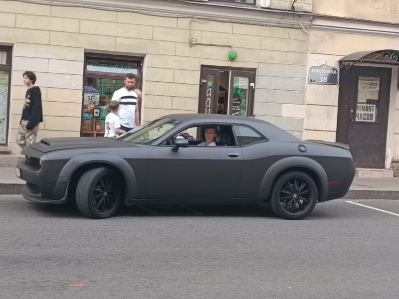 Бэтмобиль?