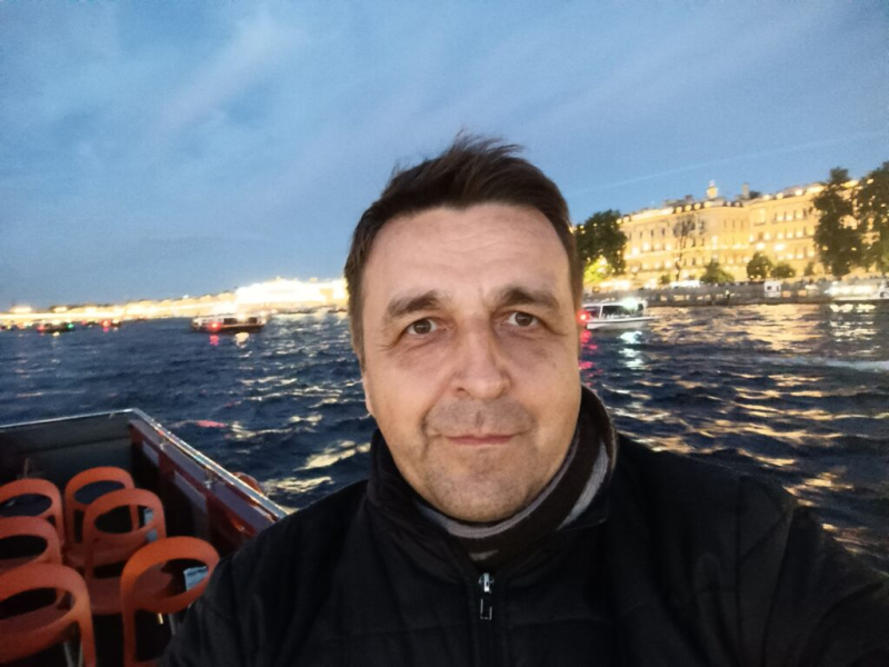 На разводе мостов 23 июня 2026