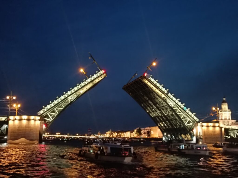 Развели мосты 23 июня 2026 01:10-01:20