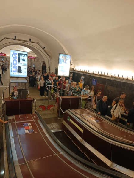 Толпы на Финляндском вокзале и в метро 20 июня 2026