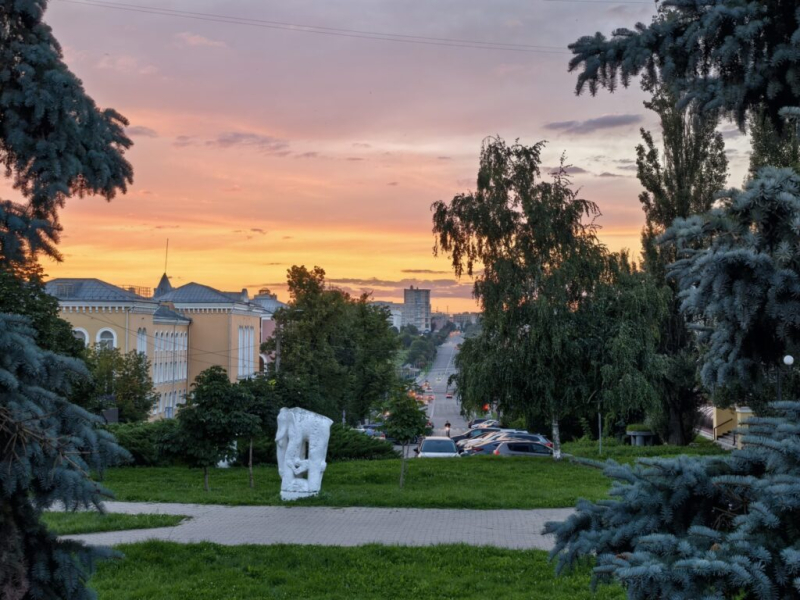 На закате 8 августа 2026