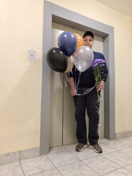 Праздник к нам приходит
