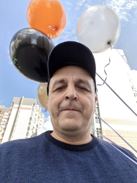 Праздник к нам приходит
